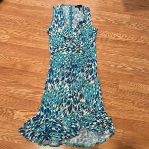 BCBGMaxAzria V-neck w/ruching midi L